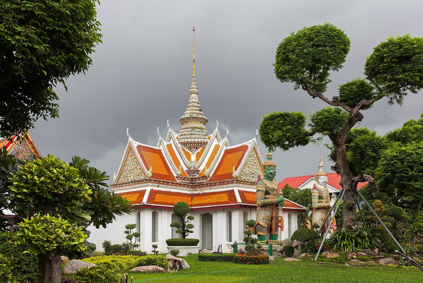 Thailand for Senior Travelers: Comfort, Safety, Pacing, and Accessible Planning